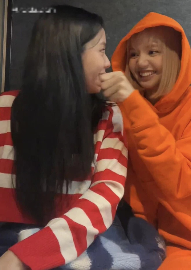 lisa jisoo