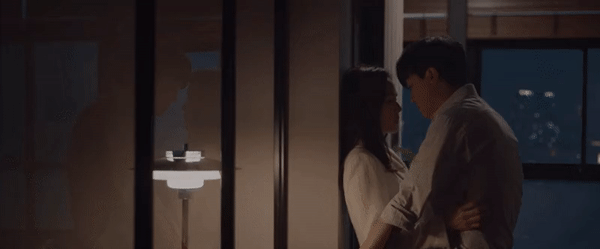 Son Ye Jin bed scene Thirty Nine