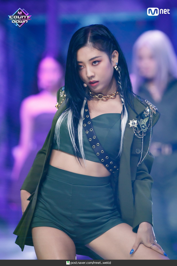clc seungyeon Top 10 best dancers among Kpop female artists
