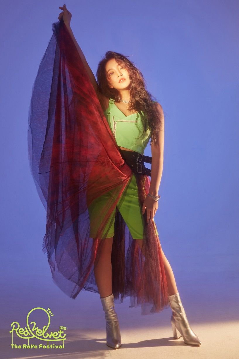 Ugly outfits of Kpop idols