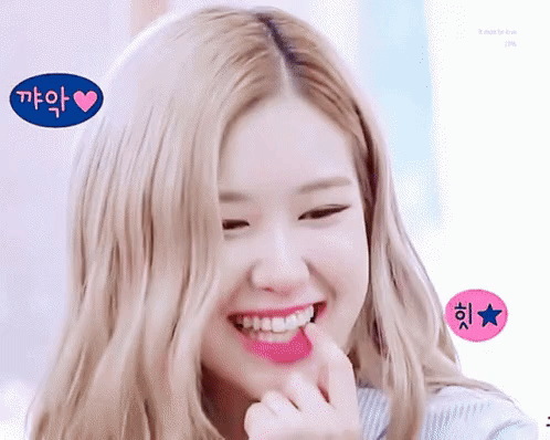 Rose and Chaeyoung