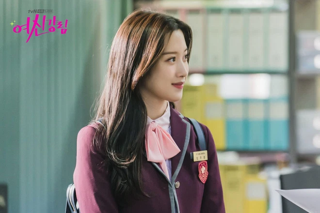 moon-ga-young