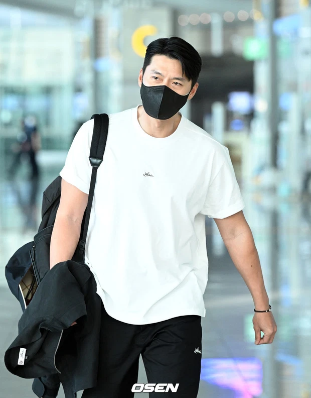 He looks handsome as usual 