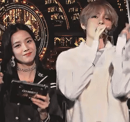 V Jisoo