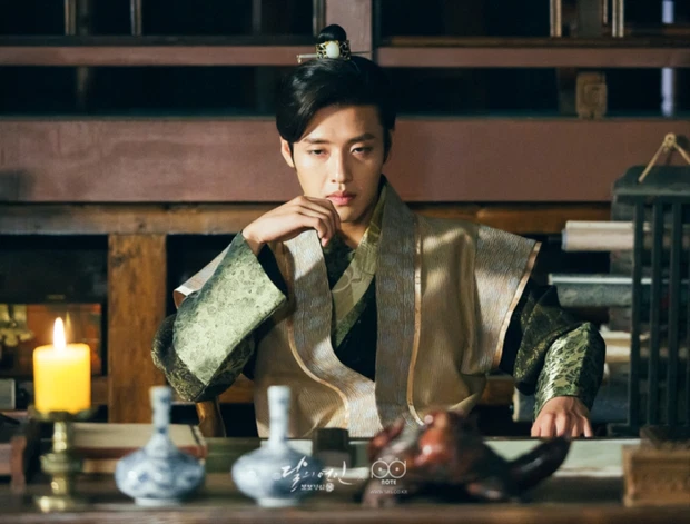 Kang Ha Neul
