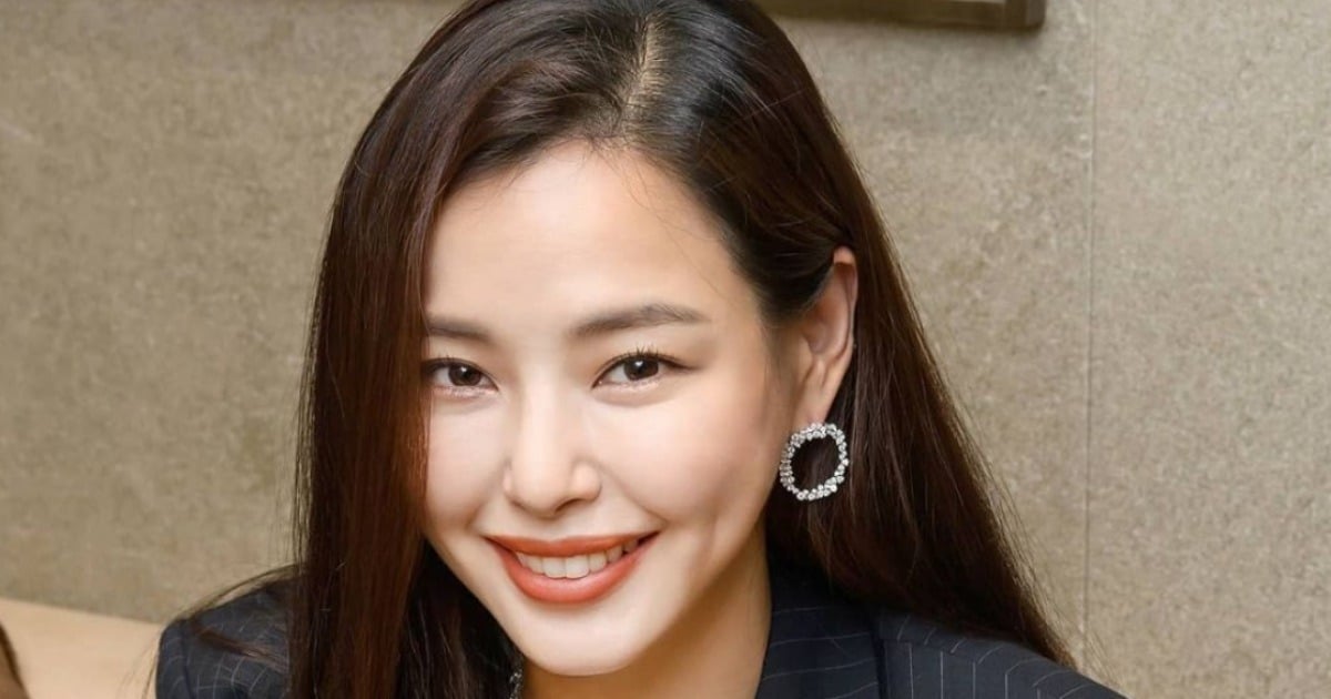Honey Lee