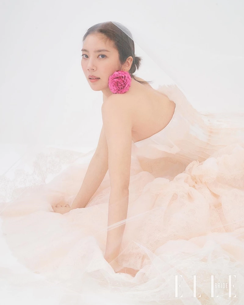 Son Dam-bi