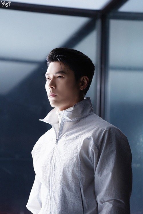 Hyun Bin