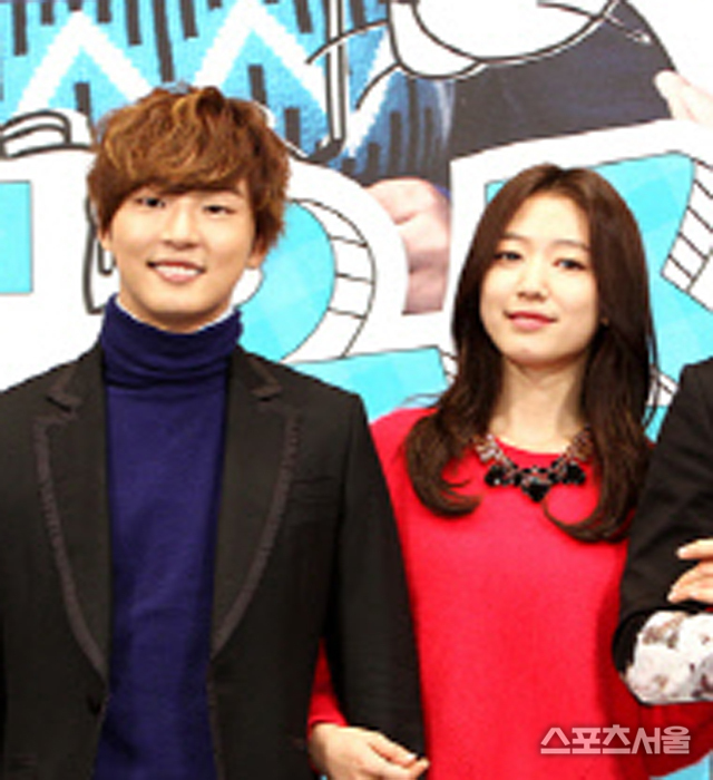 yoon-shi-yoon