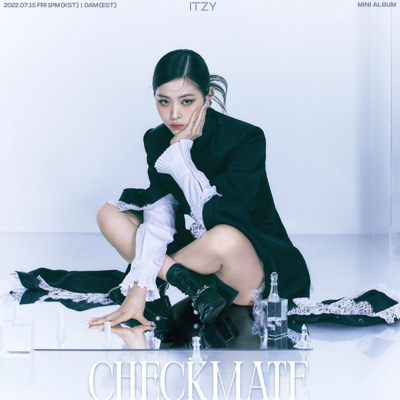 ITZY Checkmate