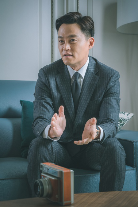 Lee Seo Jin