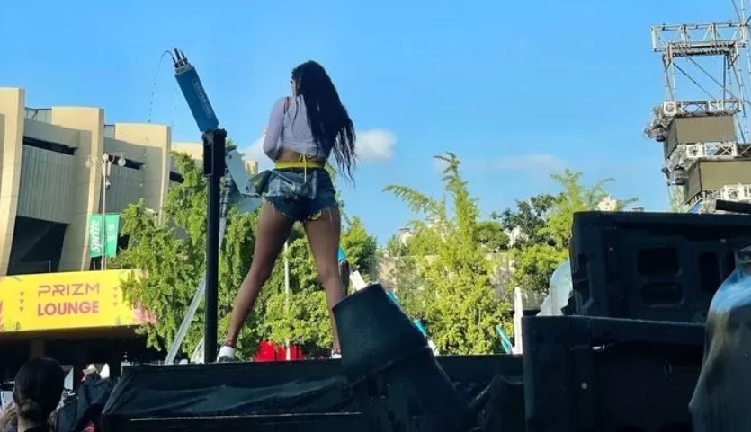 hwasa instagram