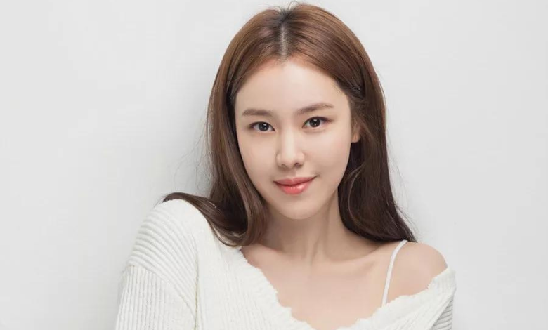 Kim Ye-won thumbnail