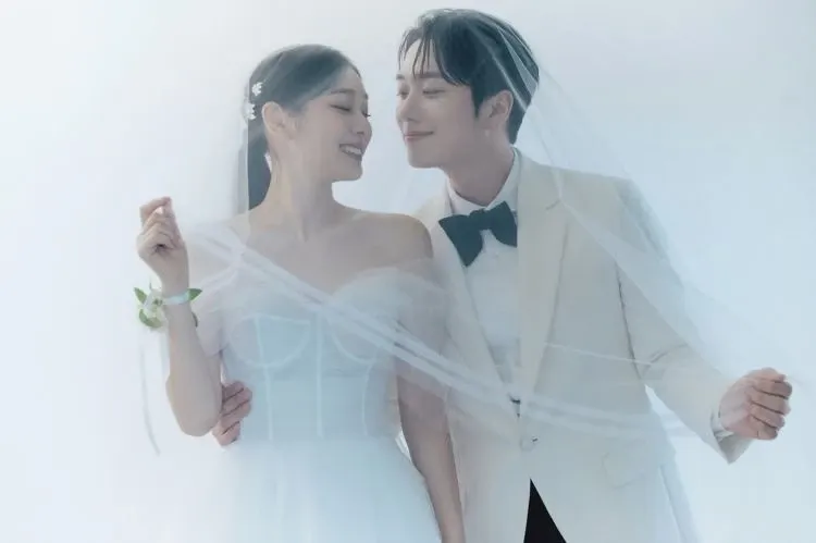 kim yuna ko woo rim wedding photo