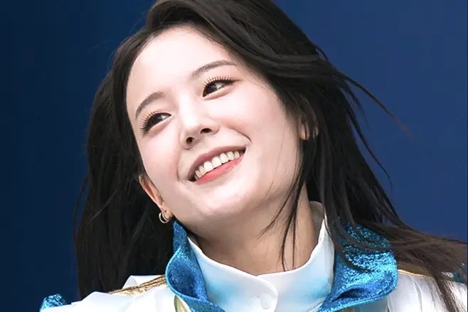 Jang Gyuri cheer up
