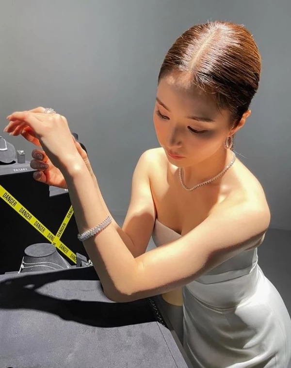 Shin Se-kyung