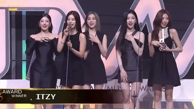 ITZY thumbnail the fact music awards