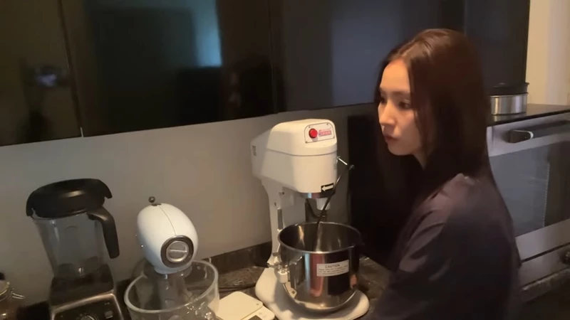 Shin Se-kyung