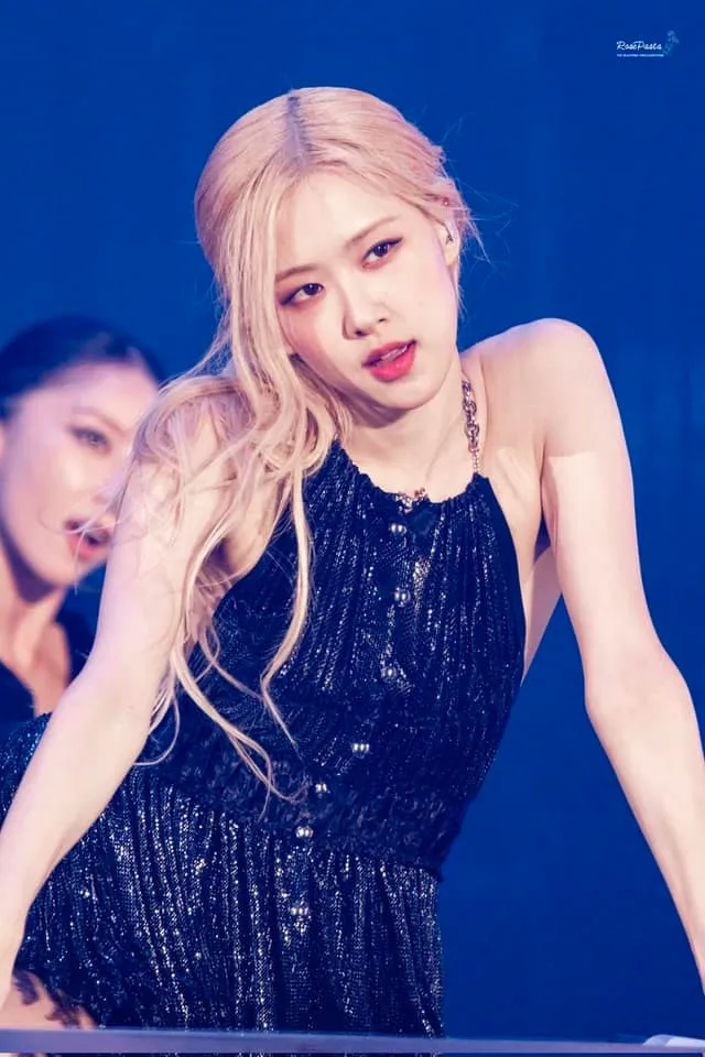 blackpink rose blackpink rose