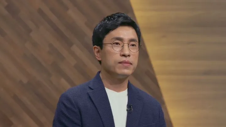 music critic kim young dae