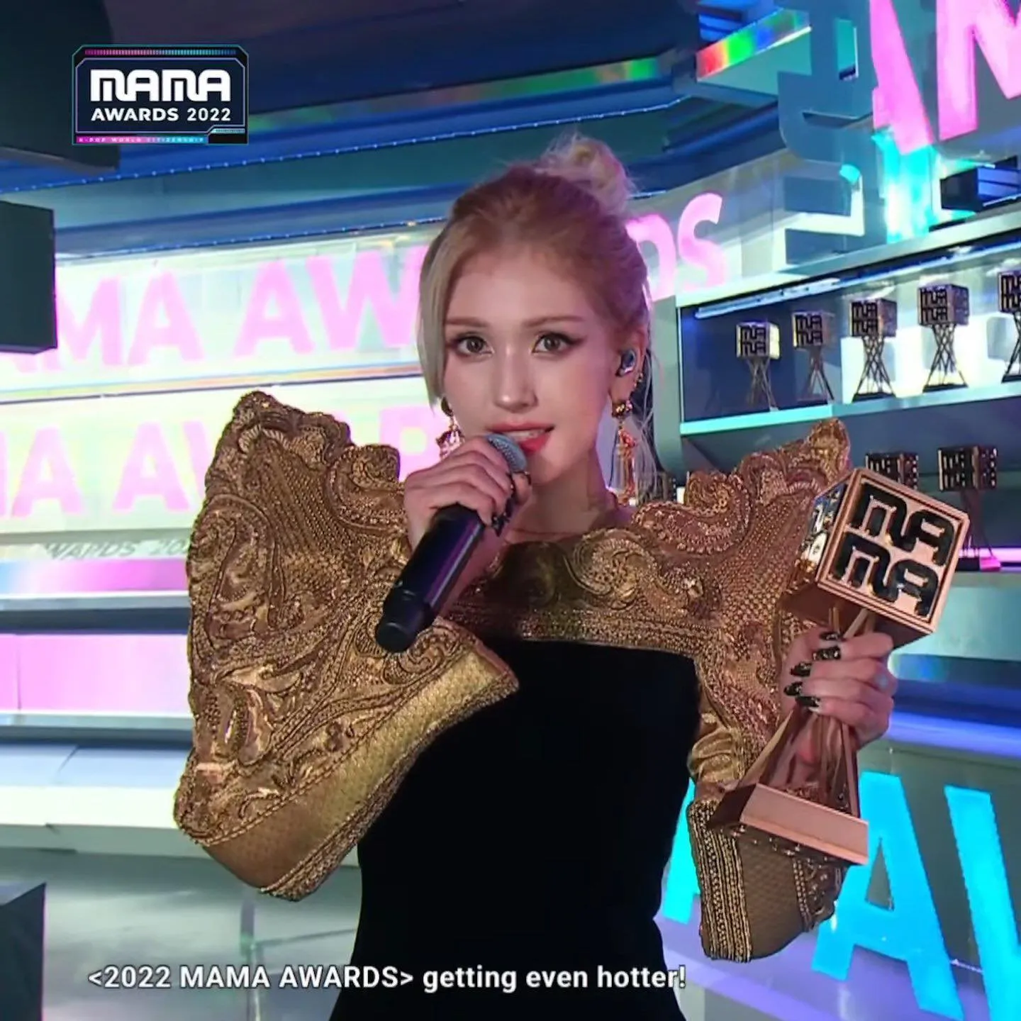 jeon somi MAMA