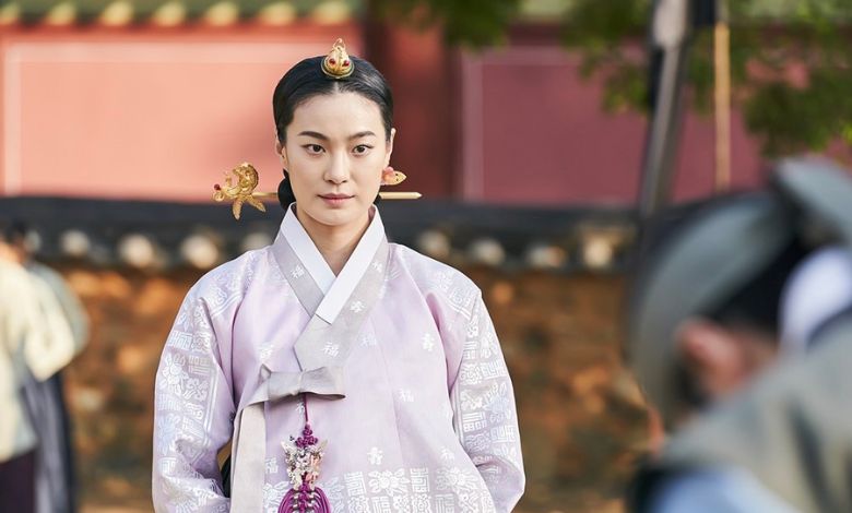 ok ja yeon under the queens umbrella thumbnail