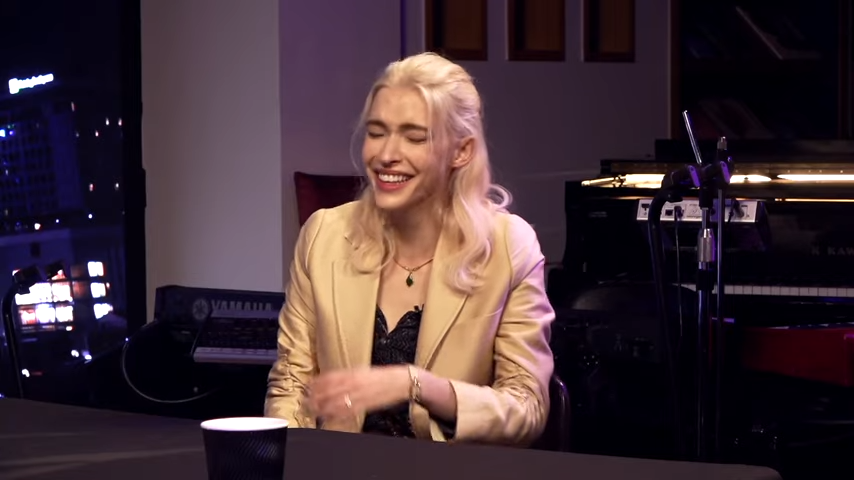 Stefanie Michova thumbnail