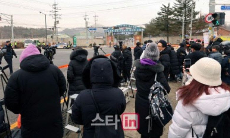 bts jin enlistment thumbnail