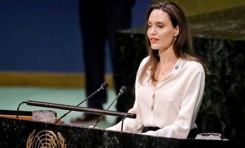 Angelina Jolie thumbnail