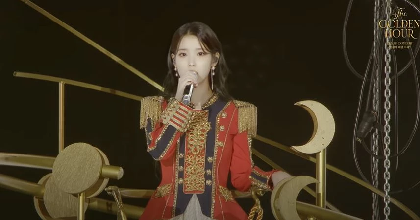 IU
