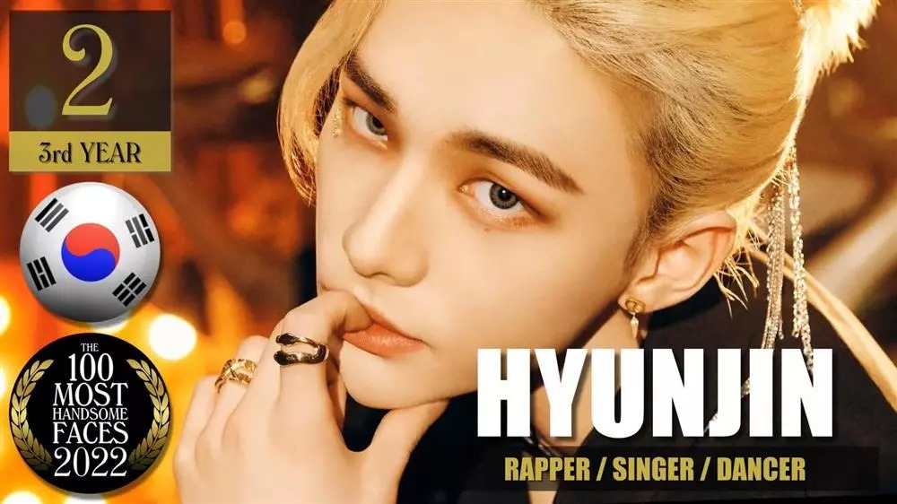 stray-kids-hyunjin-