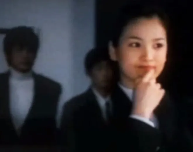 song hye kyo past photo uniform