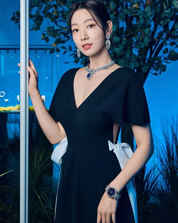 park shin hye