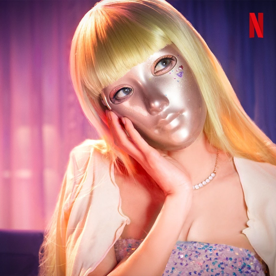 mask girl