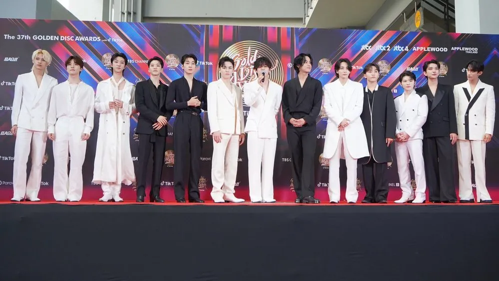 seventeen Golden Disc Awards