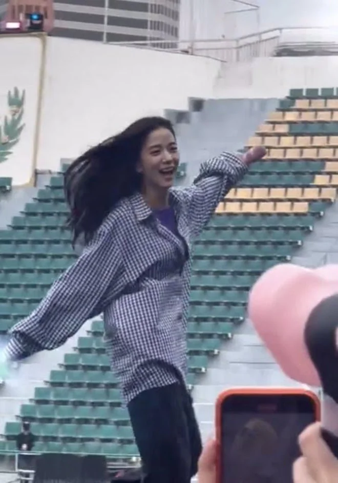 blackpink jisoo
