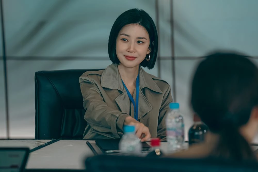 Lee Bo-young