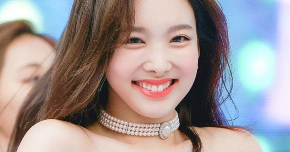 TWICE Nayeon thumbnail