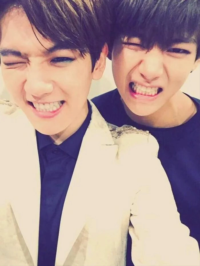 baekhyun bts v