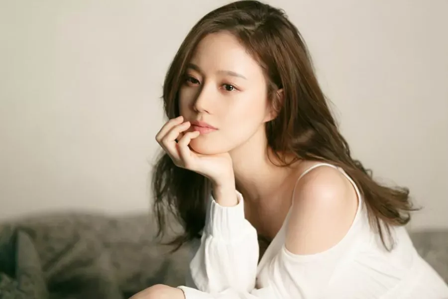 moon chae won