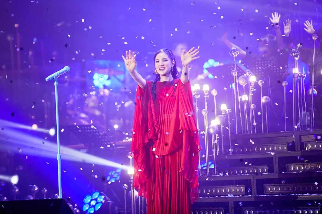Gummy concert thumbnail