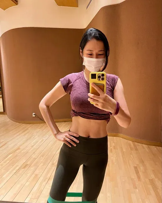 Honey Lee