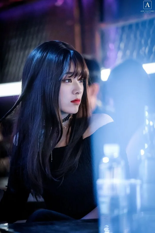 Lee Joo Young