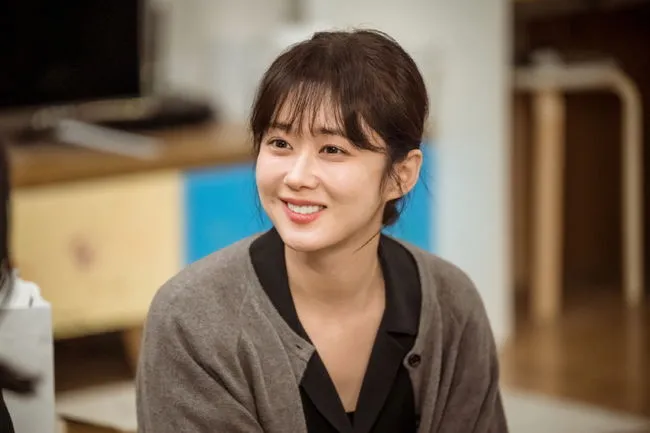 Jang Na Ra
