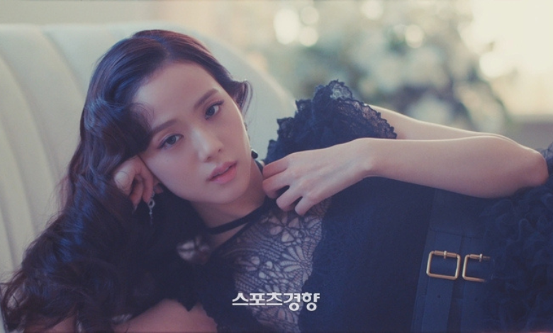 blackpink jisoo thumbnail