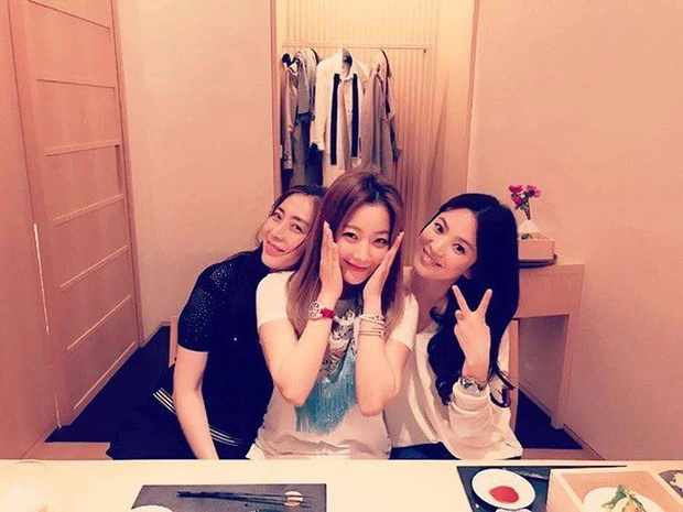 Kim-hee-Sun-Song-Yoon-Ah-Park-Sol-Mi