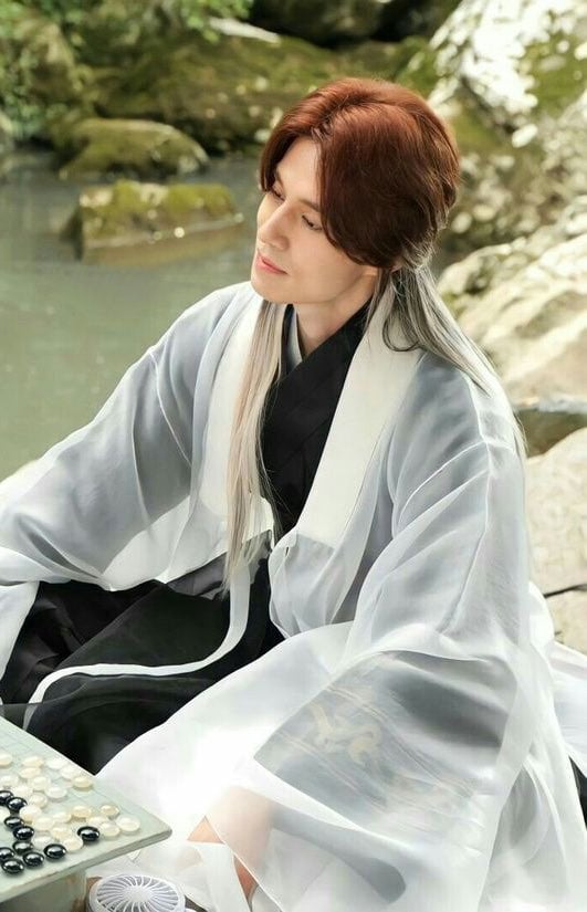 lee dong wook