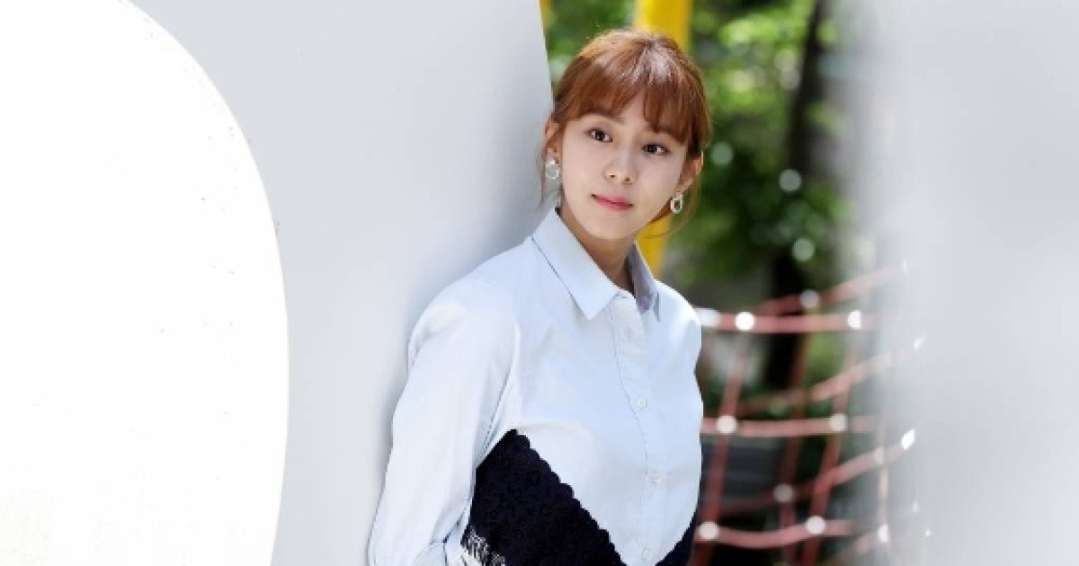 uee thumbnail