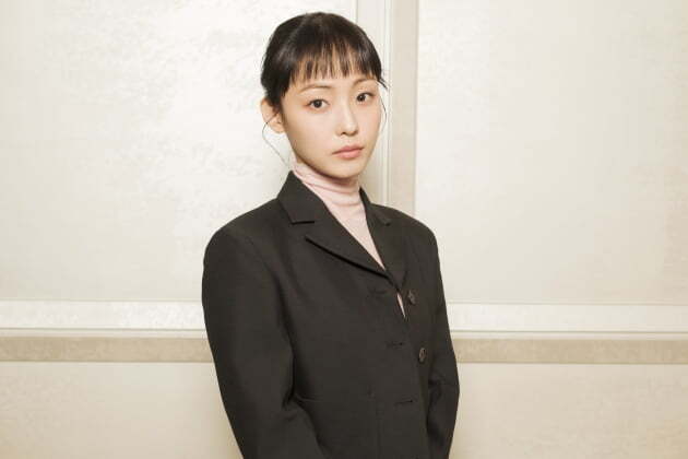 jeon so ni