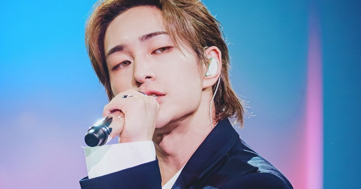 SHINee Onew thumbnail